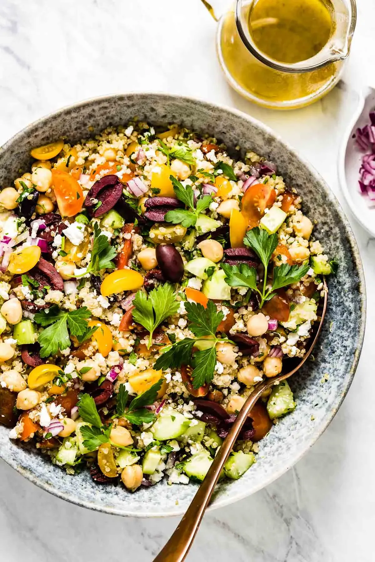 Amazing chickpea mediterranean salad with quinoa Recipe