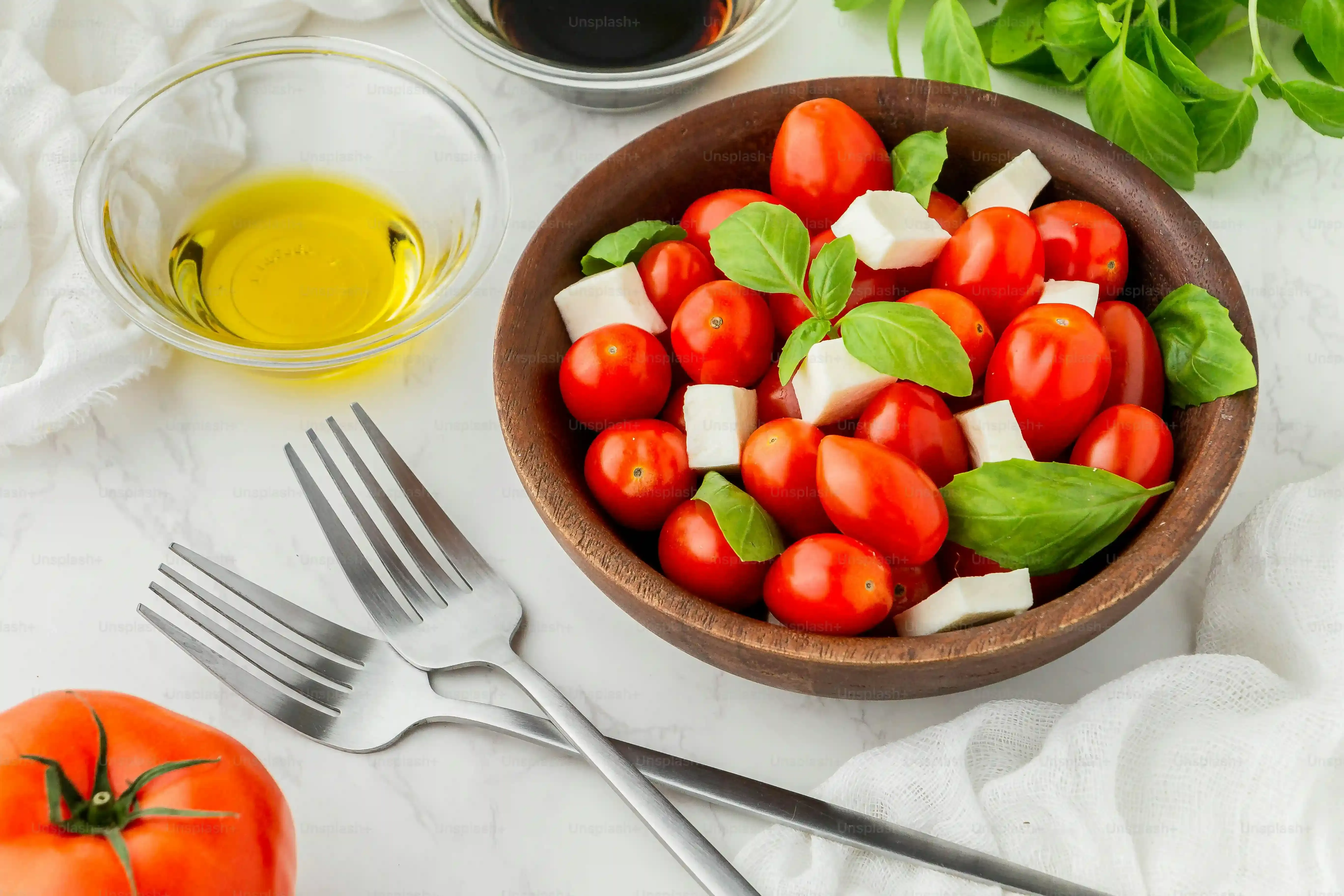 Crafting Your Perfect 3Ingredient Mediterranean Salad