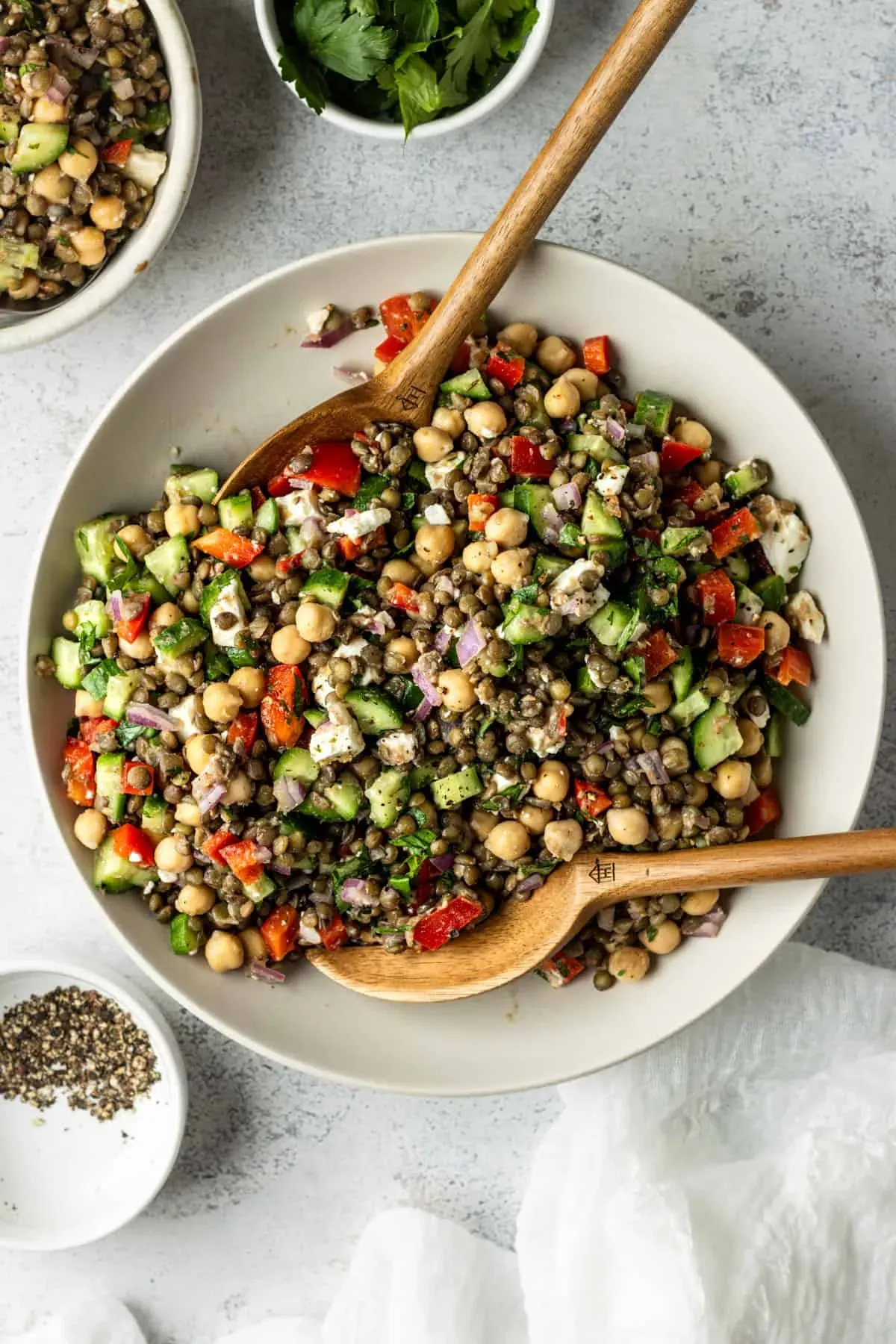Keeping Your Mediterranean Lentil and Chickpea Salad Fresh: Storage Tips
