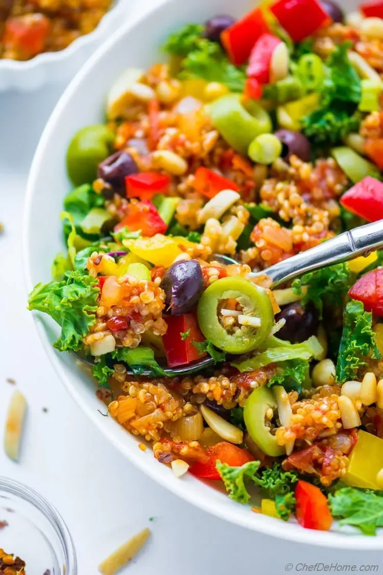 Key Ingredients for a Vibrant, Healthy Quinoa Greek Salad
