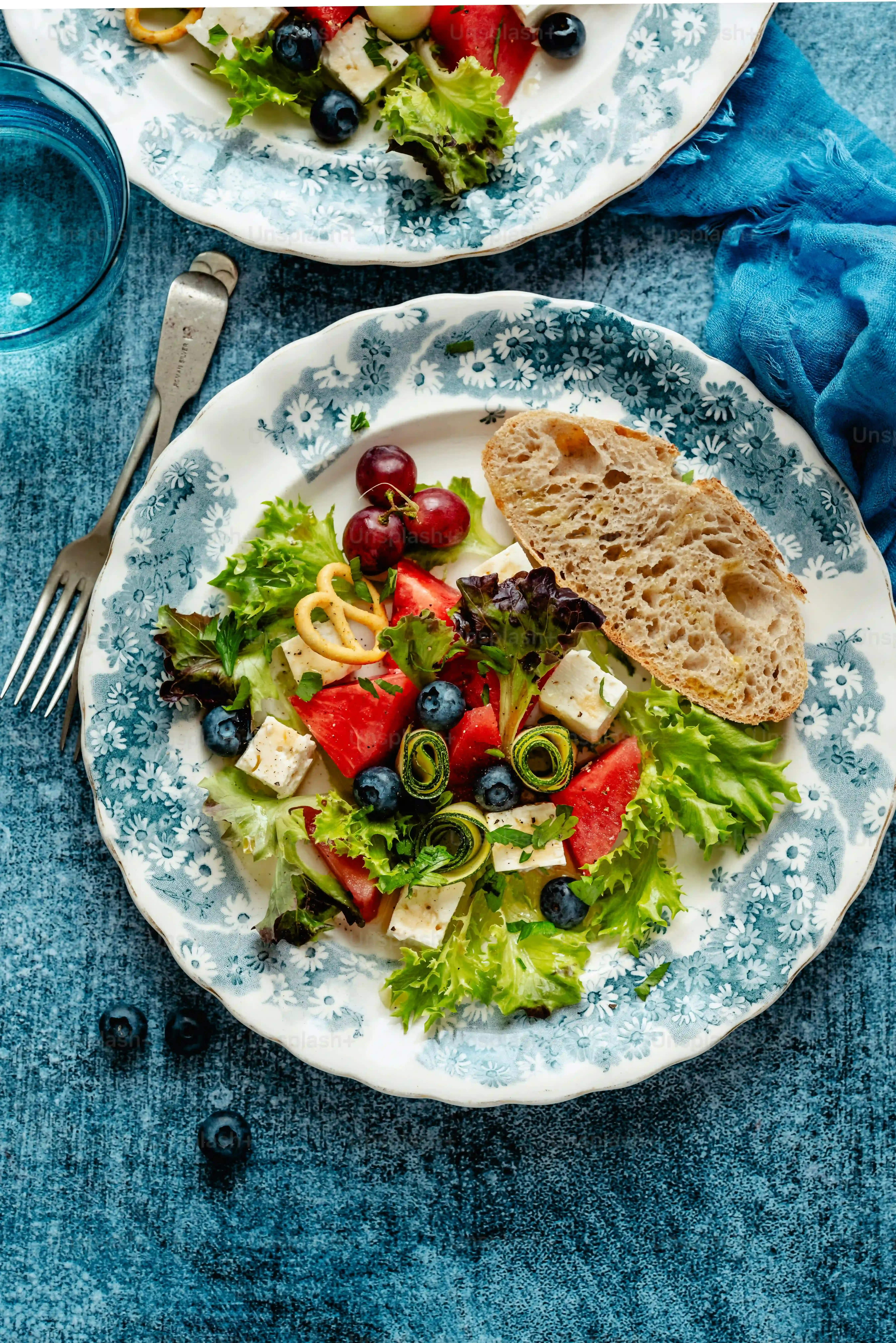 Easy Mediterranean Zucchini and Chickpea Salad Recipe