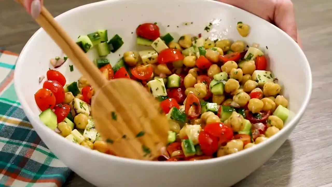Why the Goya Mediterranean Chickpea Salad is Your New GoTo